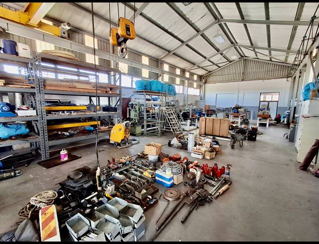 525M² MINI FACTORY FOR SALE IN ATLANTIS INDUSTRIAL